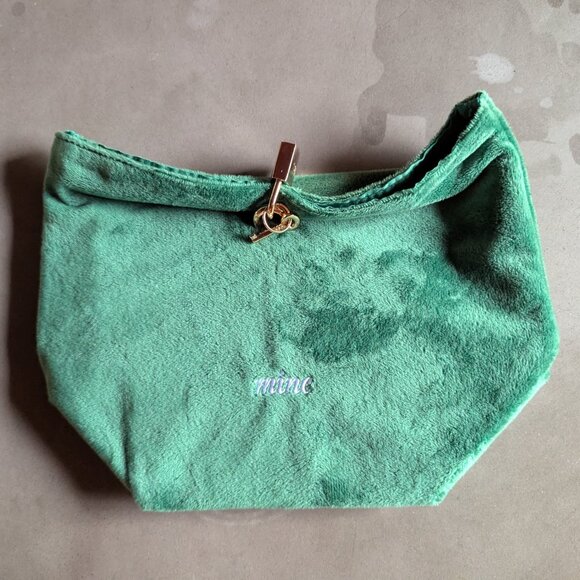 RMS Beauty Limited Edition Artist Pouch | Green - Picture 7 of 16